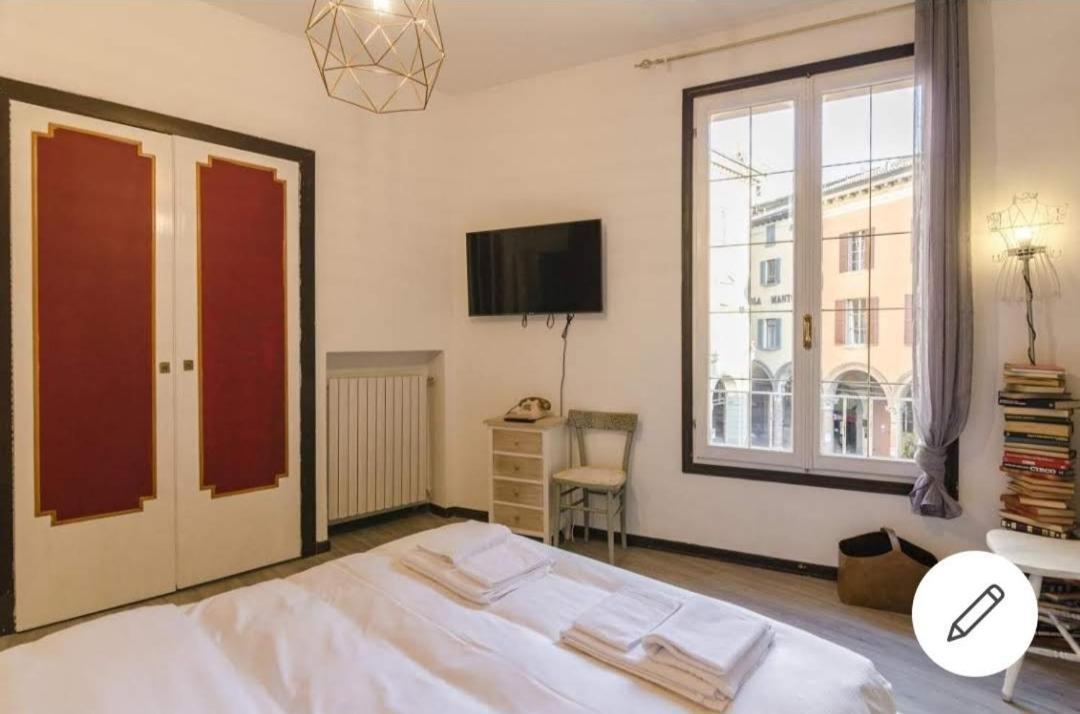 Residenza Zamboni Apartment Bologna Bagian luar foto