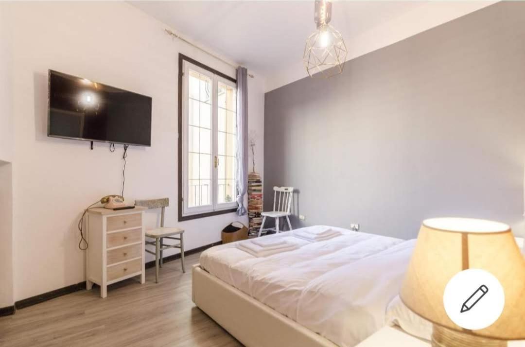 Residenza Zamboni Apartment Bologna Bagian luar foto