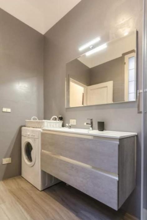 Residenza Zamboni Apartment Bologna Bagian luar foto